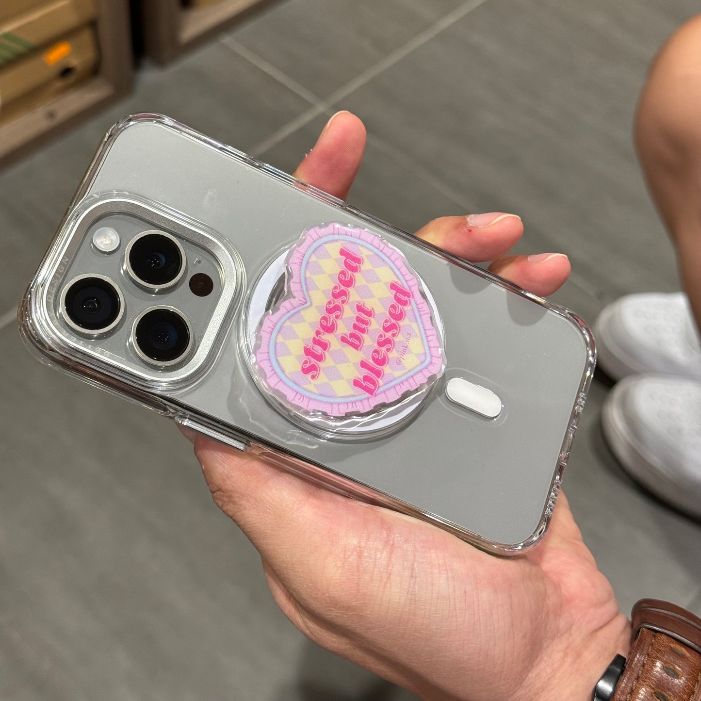 Novelty Magnetic Phone Grip (complimentary Magnetic Ring sticker)