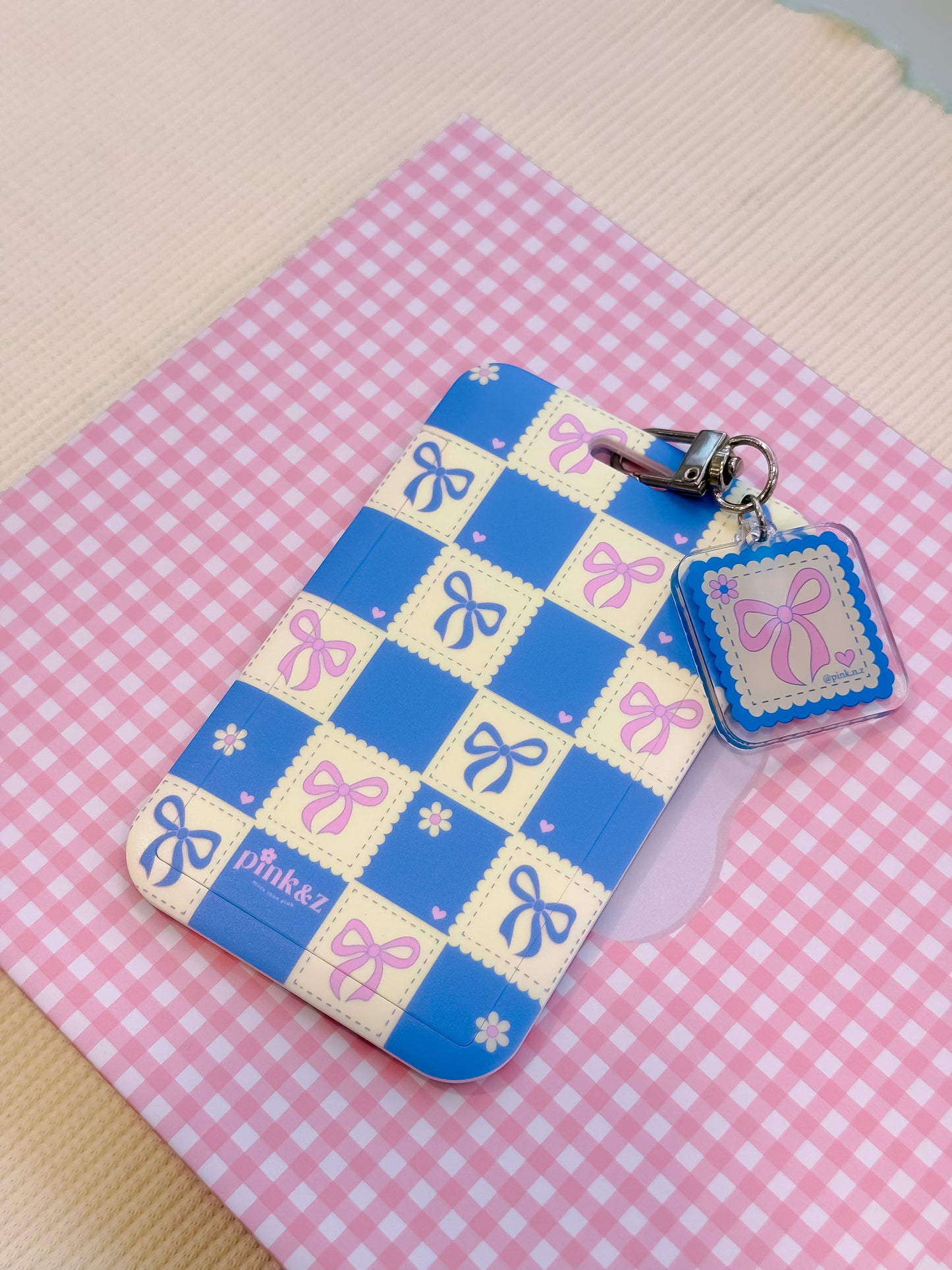 (NO lanyard) Card Case & Mini Keychain Set