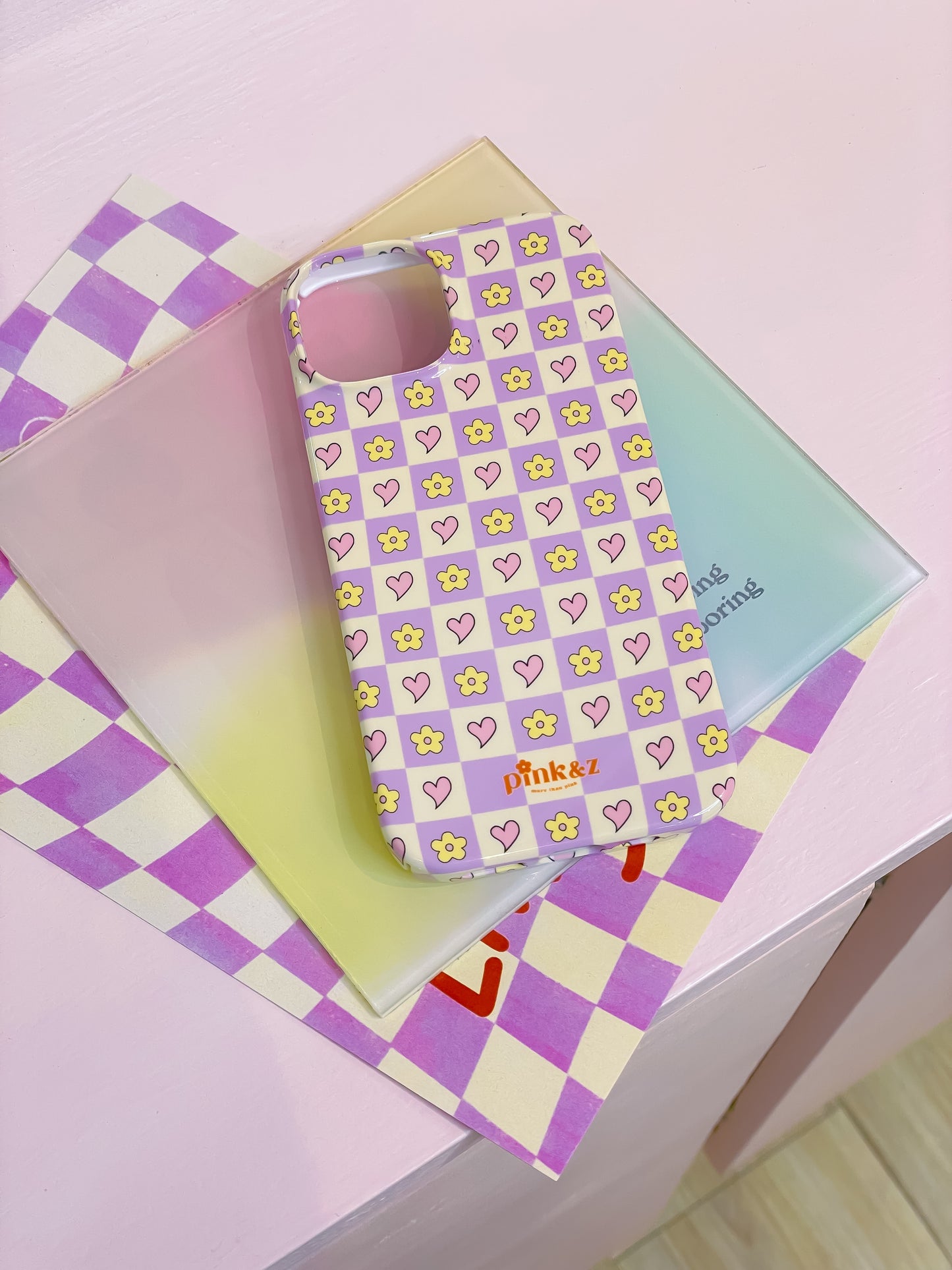 Flower Heart Checkered Phone Case